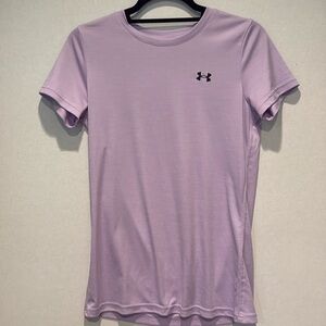 Under Armour - women’s short sleeve dri fit t-shirt. Size small. Light purple